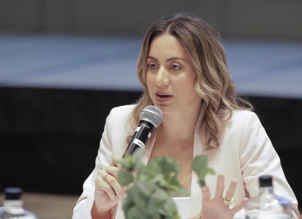 Gloria Reyes presenta la nueva Dirección de Desarrollo Social Supérate tras fusión con ADESS