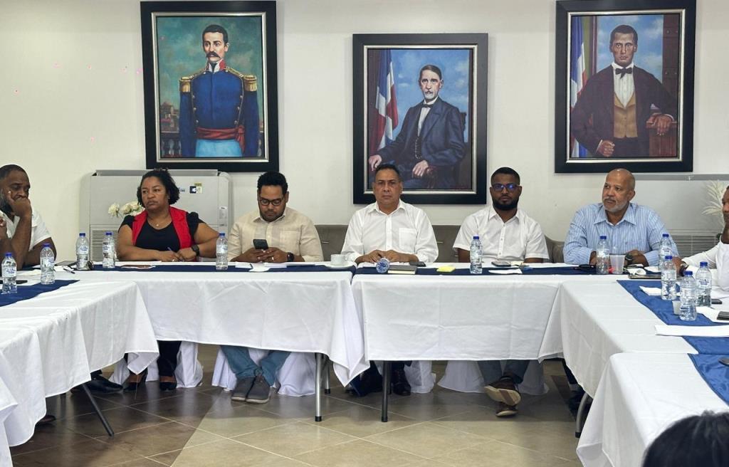 Senador encabeza mesa de trabajo con funcionarios provinciales en Monte ...