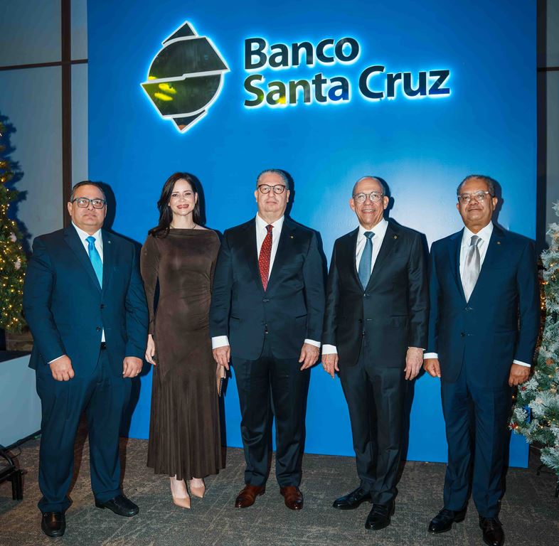 Juan de Dios González, Lexy Collado, Eduardo Marrero, Fausto A. Pimentel Peña y Rafael Jiminian.